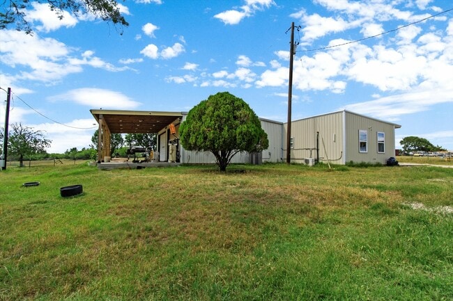 Building Photo - 480 Grandpa Rd
