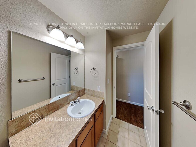 Building Photo - 6123 99th St NE