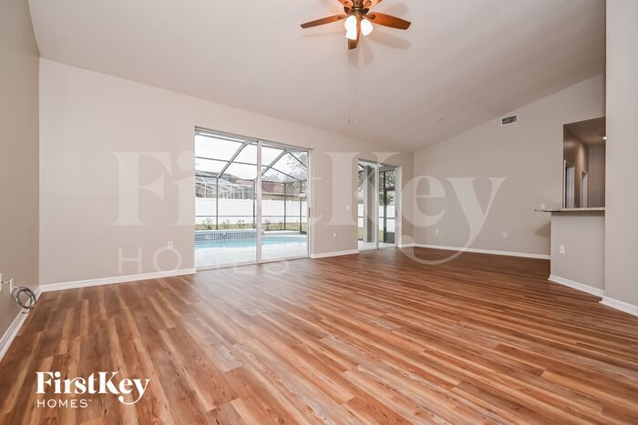 Building Photo - 4527 Gentrice Dr