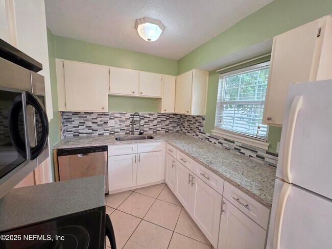 Building Photo - 227 Kettering Ct