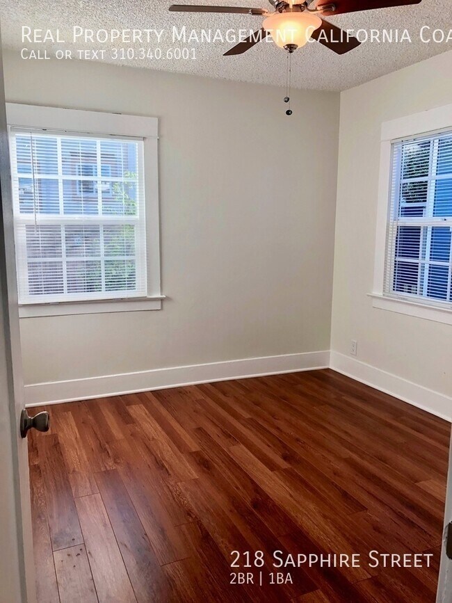 Building Photo - 218 Sapphire St