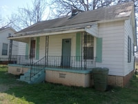 Building Photo - 2 Bedroom in Clinton