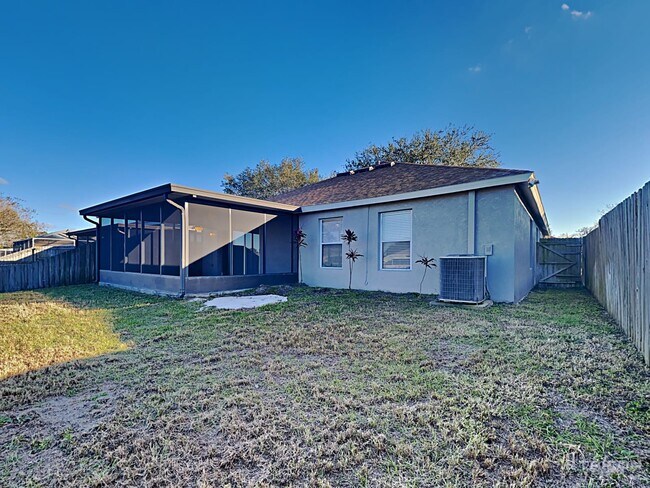 Building Photo - 10434 Soaring Eagle Dr
