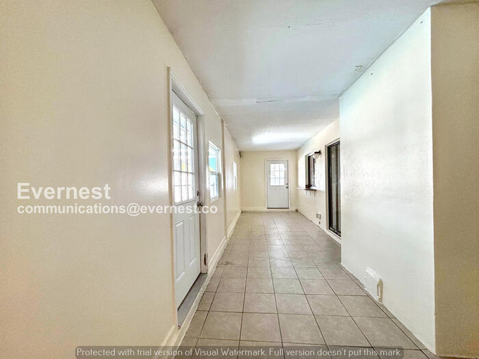 Building Photo - 2 Chip Ct