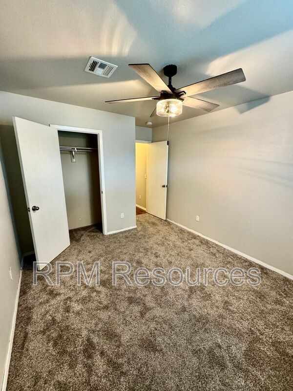 Building Photo - 1840 Schooner Rd