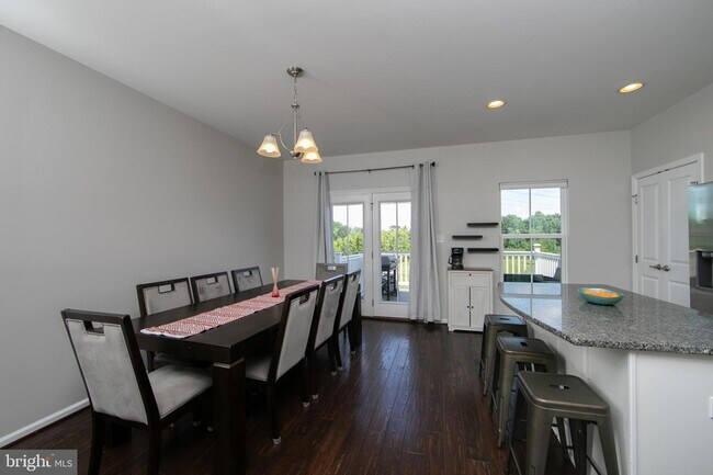 Building Photo - 304 Iannelli Rd