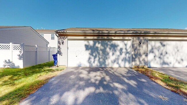 Building Photo - 3733 Gibbstone Dr