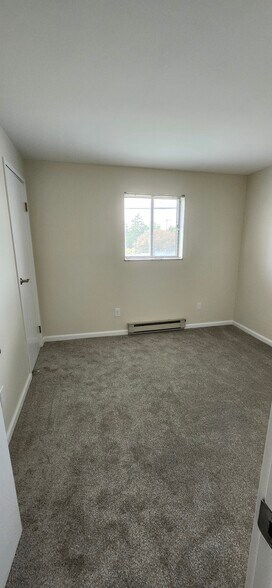 Bedroom 2 - 5208 Belclare Rd