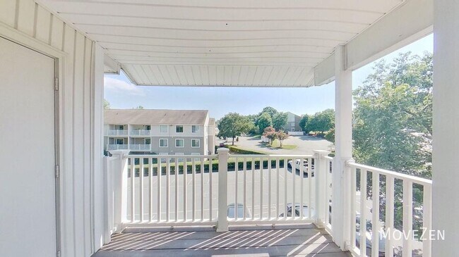 Building Photo - 9515 University Terrace Dr