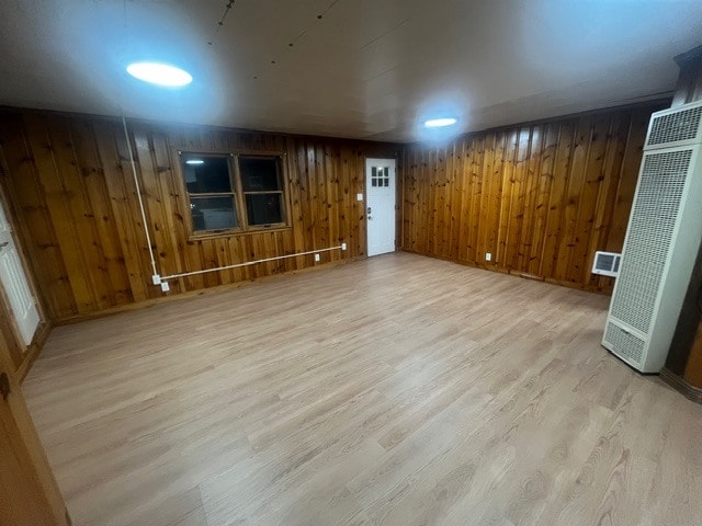 Building Photo - 1005 W Spruce St