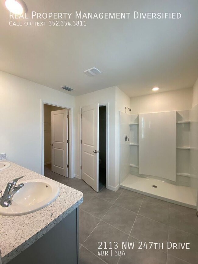 Building Photo - 2113 NW 247th Dr