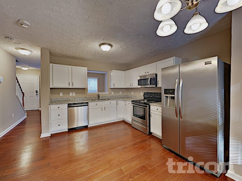 Building Photo - 3328 Neptune Dr