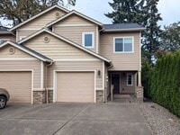 Building Photo - 407-409 Madrona Ave SE