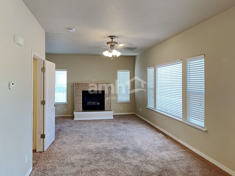 Building Photo - 3501 Bay Ct