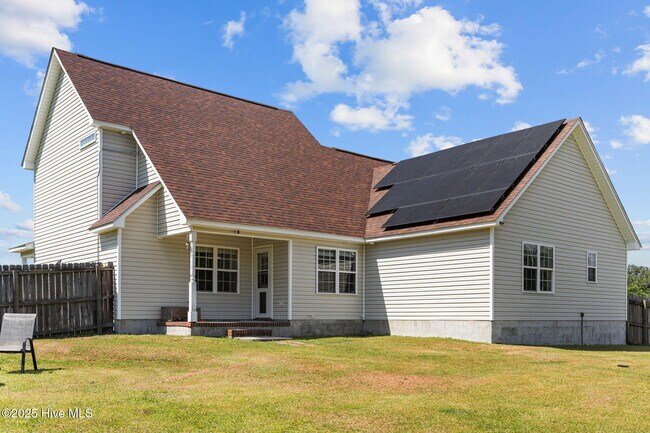 Building Photo - 203 Reid Ct S