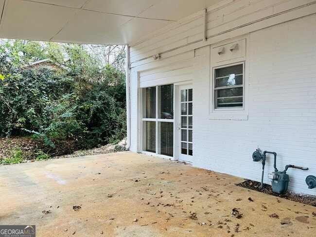 Building Photo - 613 N Greenwood St