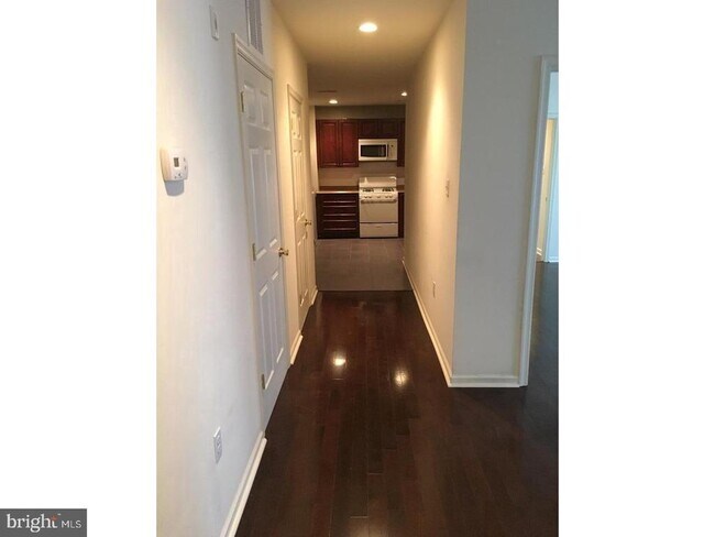 Building Photo - 540 South St