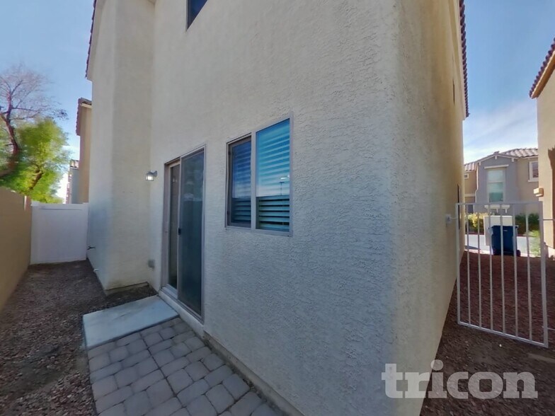 Building Photo - 5292 Tipper Ave