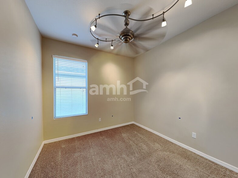 Building Photo - 15152 Stonebriar Way