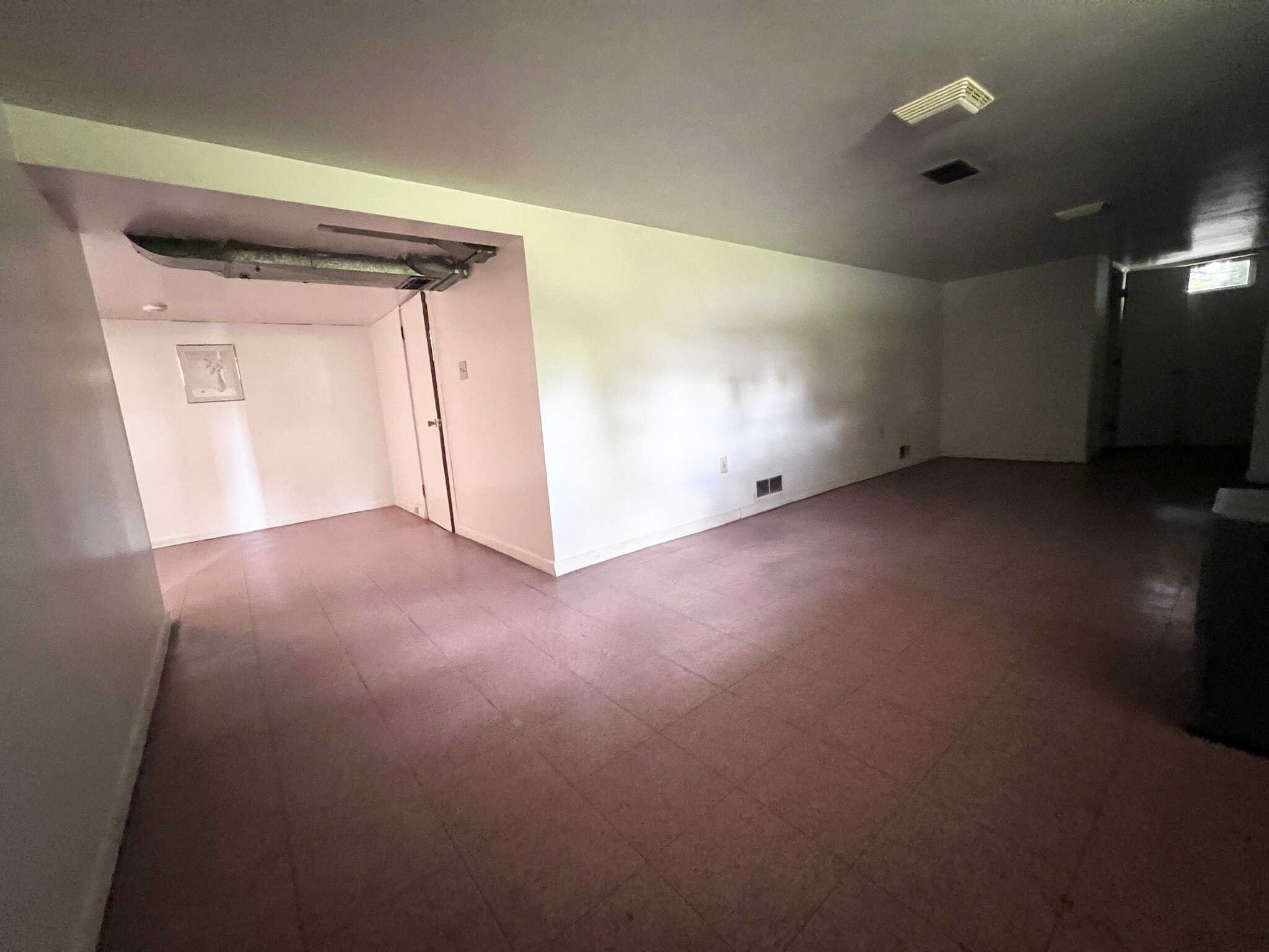 Basement - 18 Ridgecrest Ave