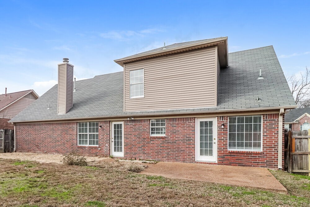 Building Photo - 8289 Crimson Creek Dr