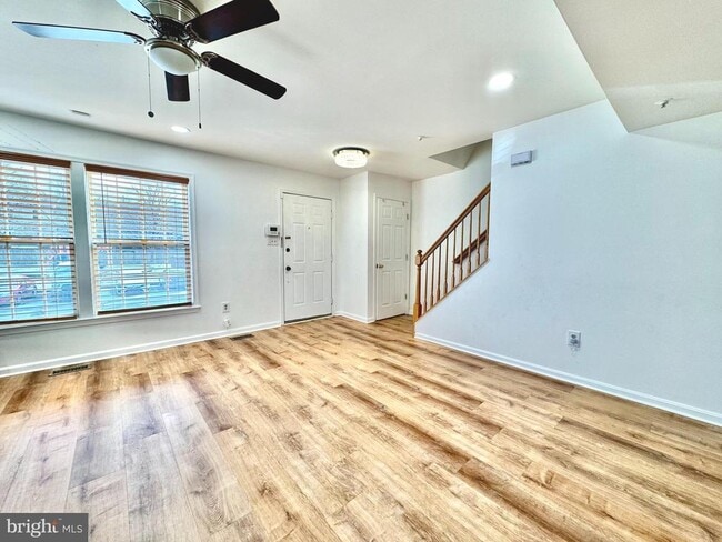 Building Photo - 597 Primus Ct