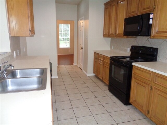 Building Photo - 2903 Plum Lake Dr