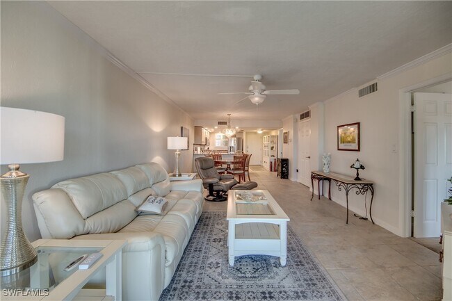 Building Photo - 4260 SE 20th Pl