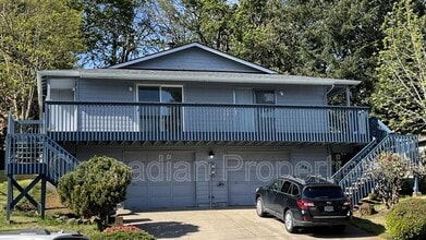 Building Photo - 1565 Fircrest Ct SE