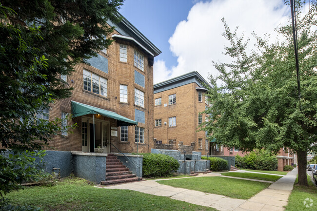 Building Photo - Montrose and Montclair Apartments