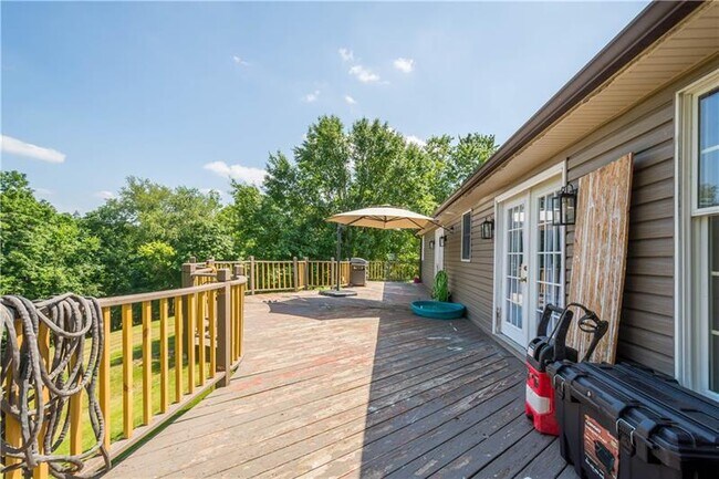 Building Photo - 3054 Bedillion Rd