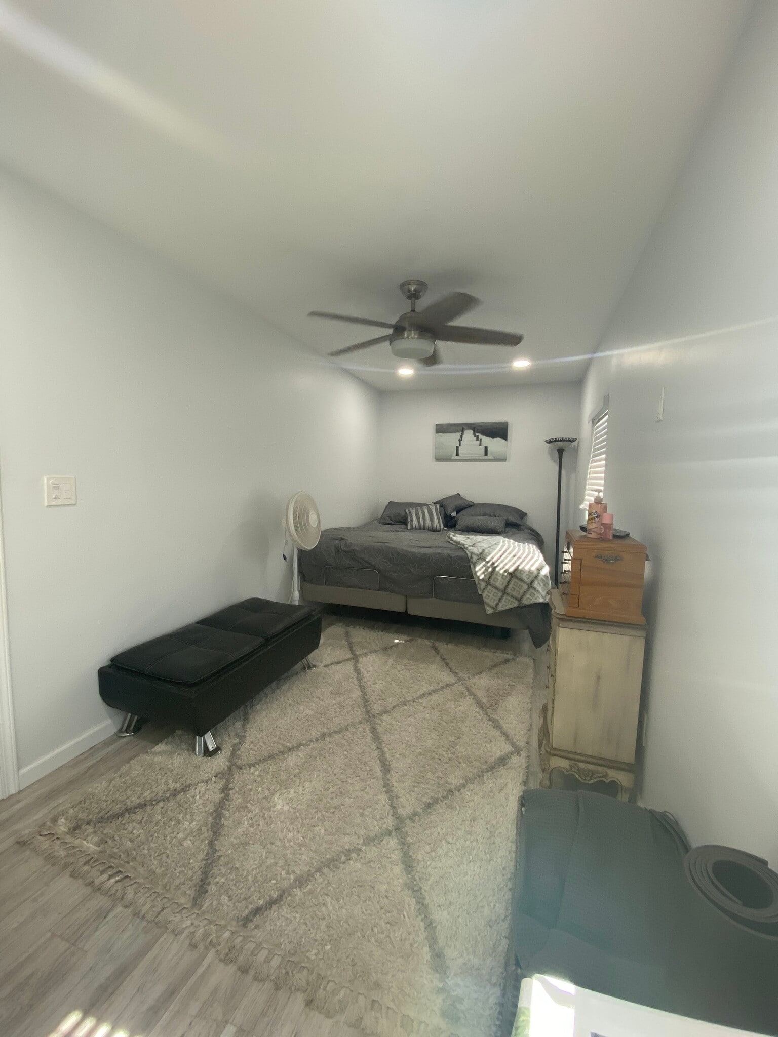 Bedroom - 9234 -9236 Winter Gardens Blvd