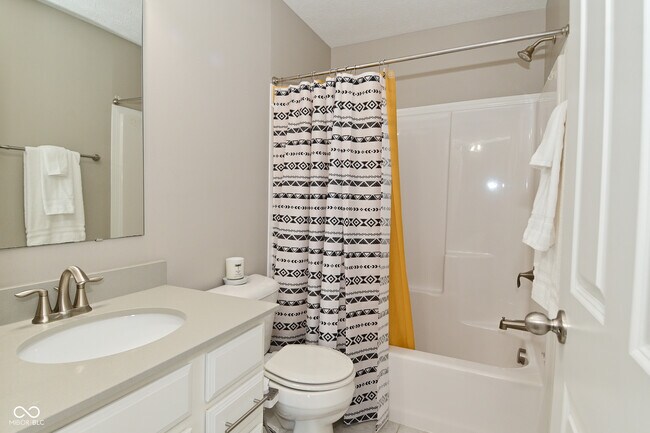 Building Photo - 16492 Wilsons Farm Dr