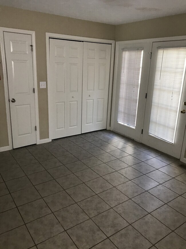 Building Photo - 2 Bedroom Townhouse Available July 2026;  Monthly rent $1,895