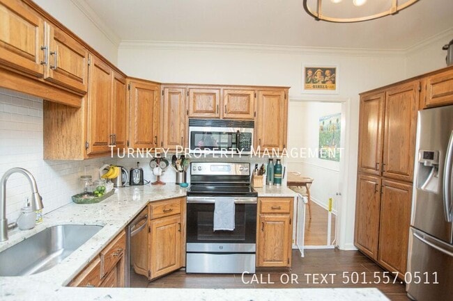 Building Photo - 14205 Longtree Dr