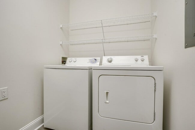 Building Photo - 1113 Peace Pipe Pl