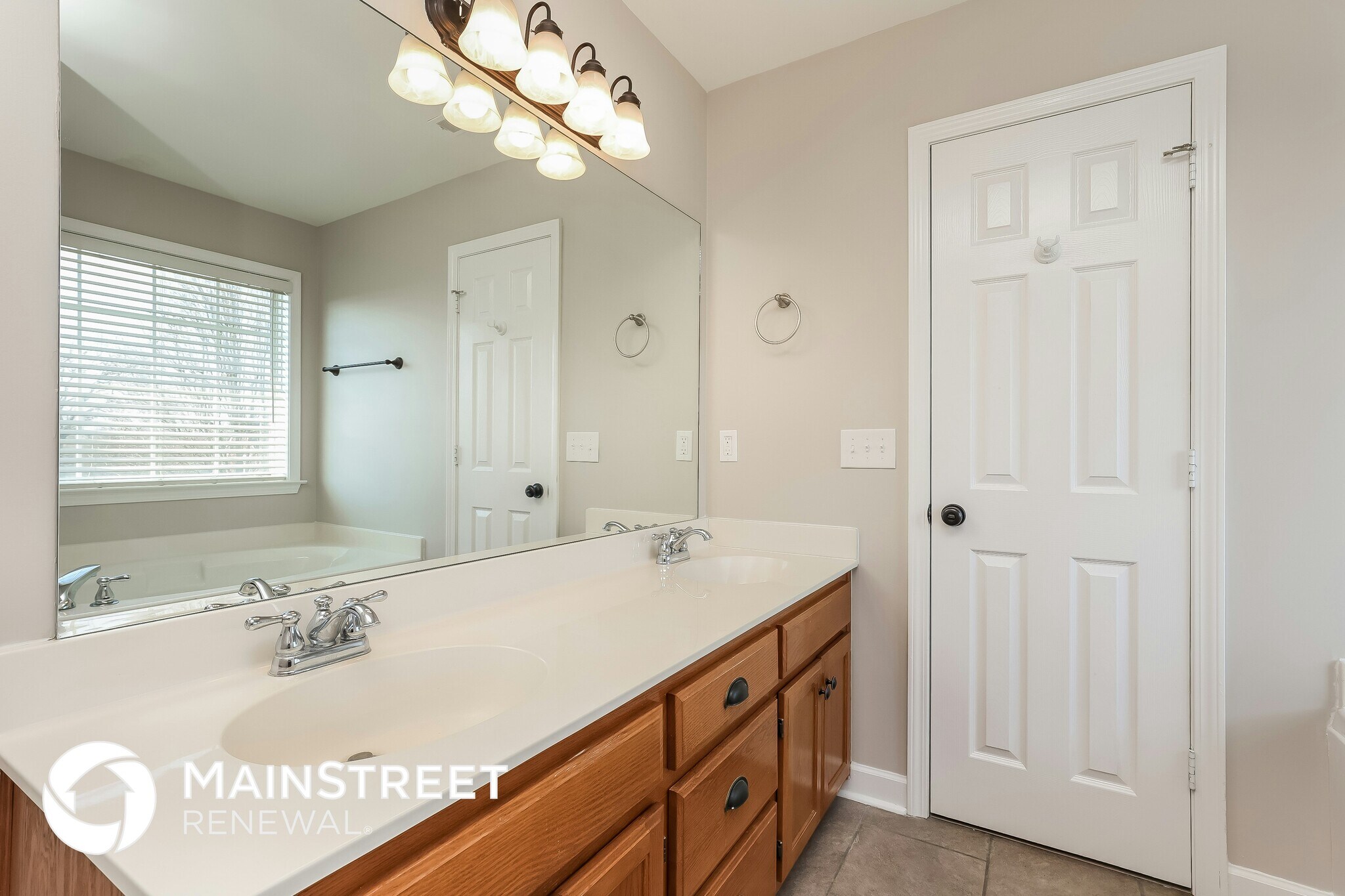 Building Photo - 2651 Hansford Dr