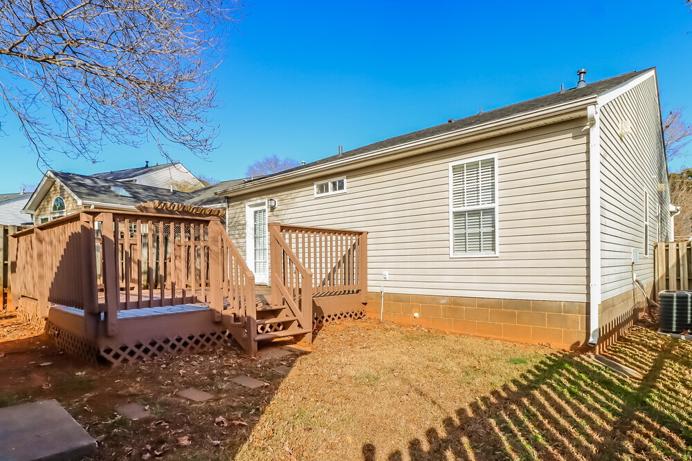 Building Photo - 3002 Salmon River Dr