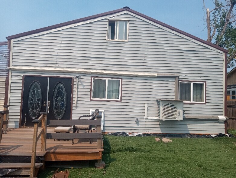 Building Photo - 408 Dunmire St