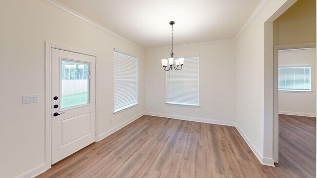 Building Photo - 6610 Bendale Dr