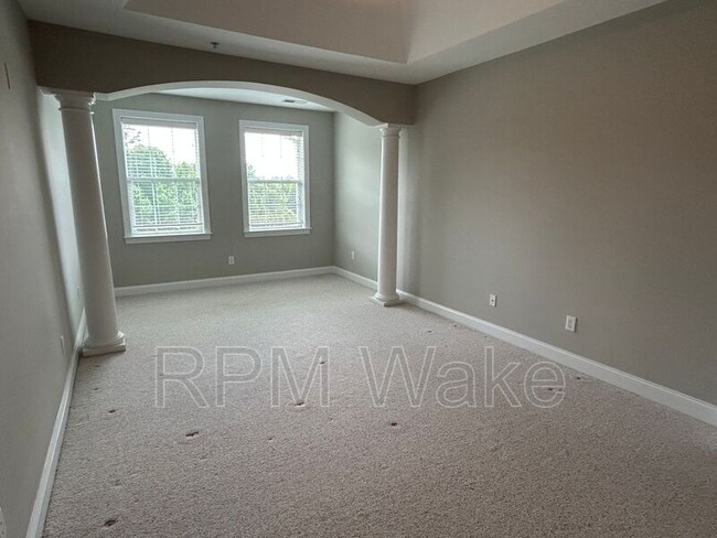 Building Photo - 10411 Rosegate Ct