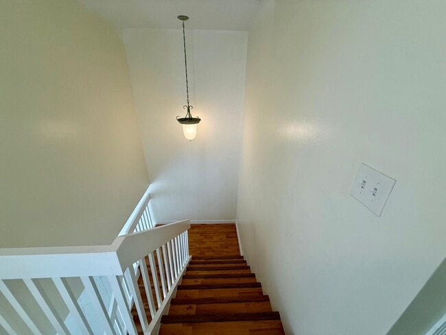 Building Photo - 1809 N Congress Ave