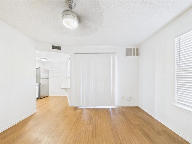 Building Photo - 2500 Burleson Rd