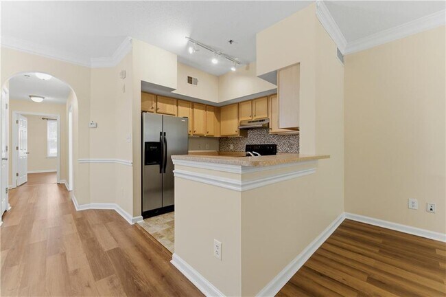 Building Photo - 245 Amal Dr SW