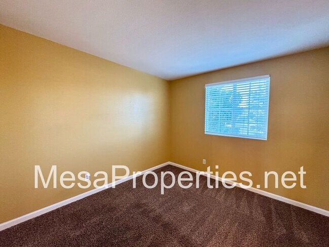 Building Photo - 14580 Maverick Pl