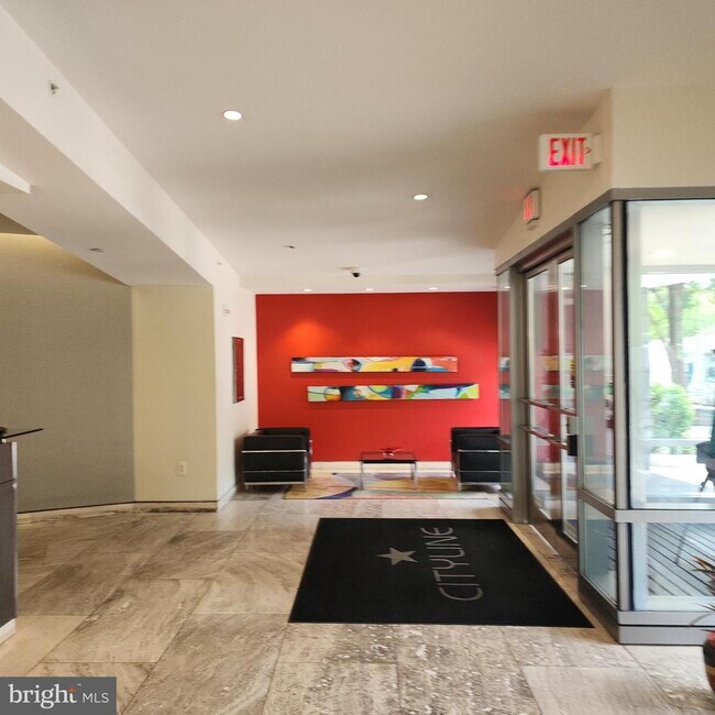 Building Photo - 4101 Albemarle St NW