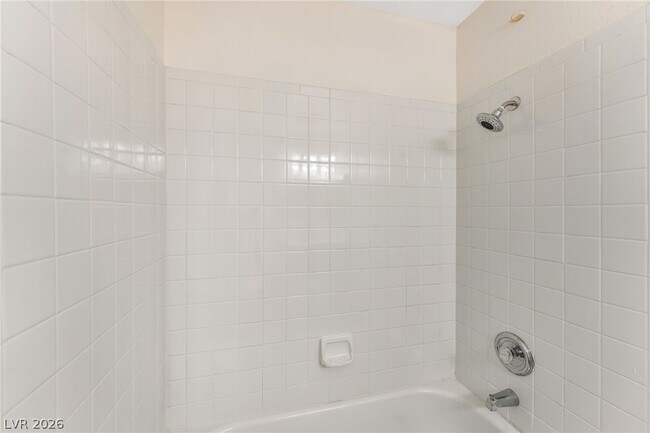 Building Photo - 6224 Yerba Ln