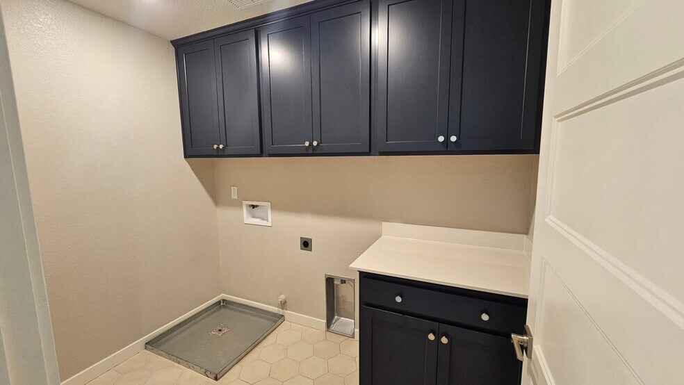 Building Photo - 10346 S Solvita Way