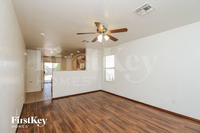 Building Photo - 13914 N 132nd Ln