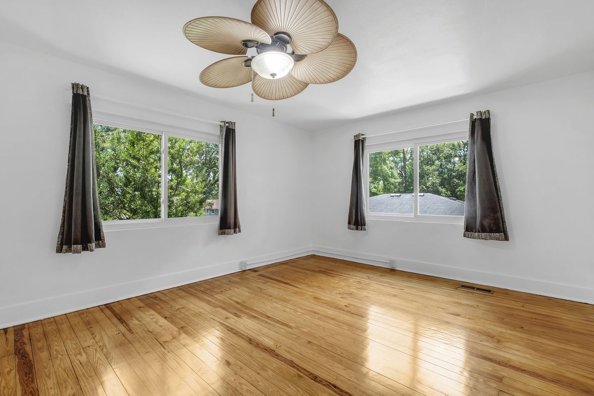 Building Photo - 2208 Escambia Dr